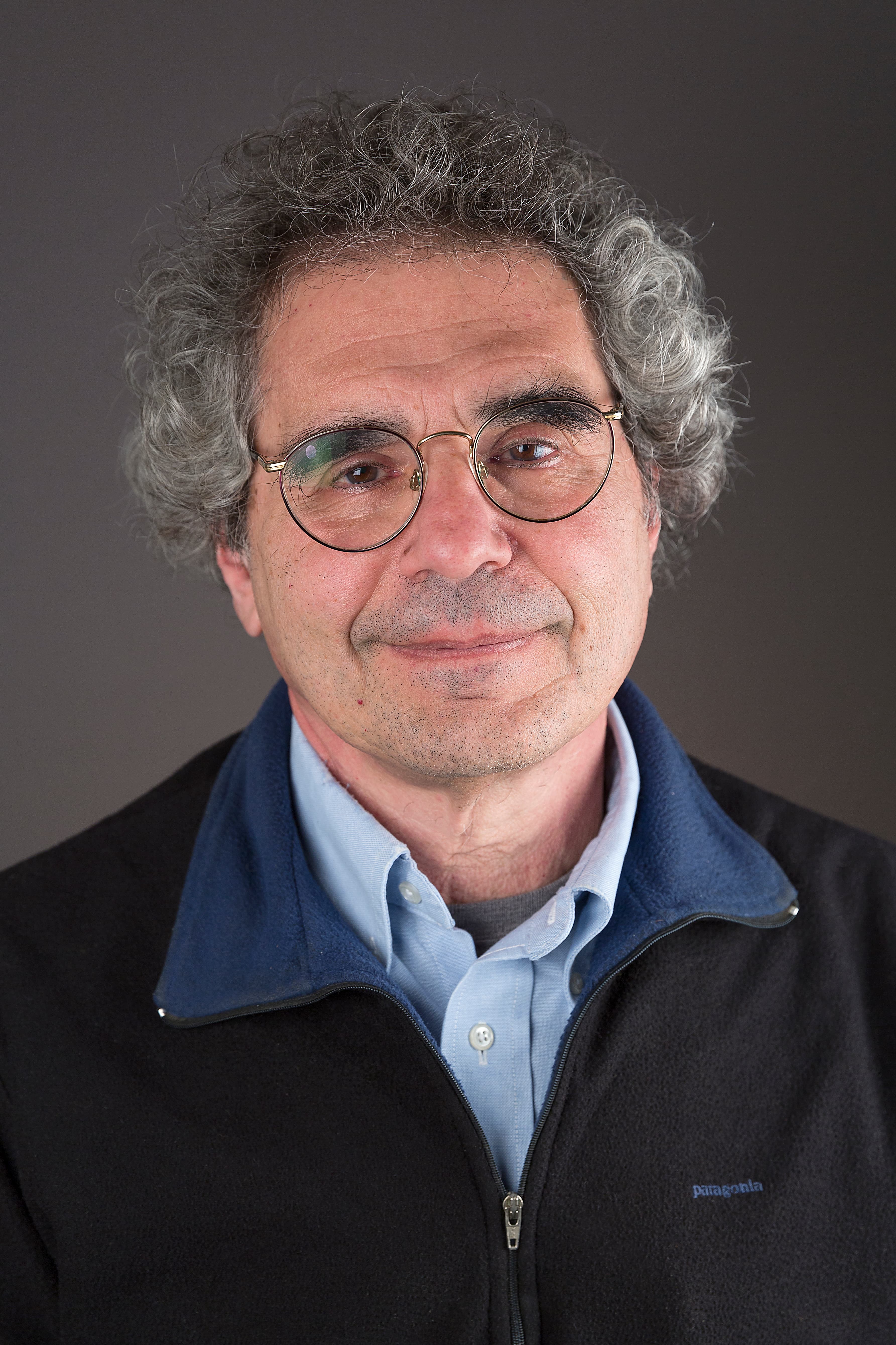 DAN HAUSMAN